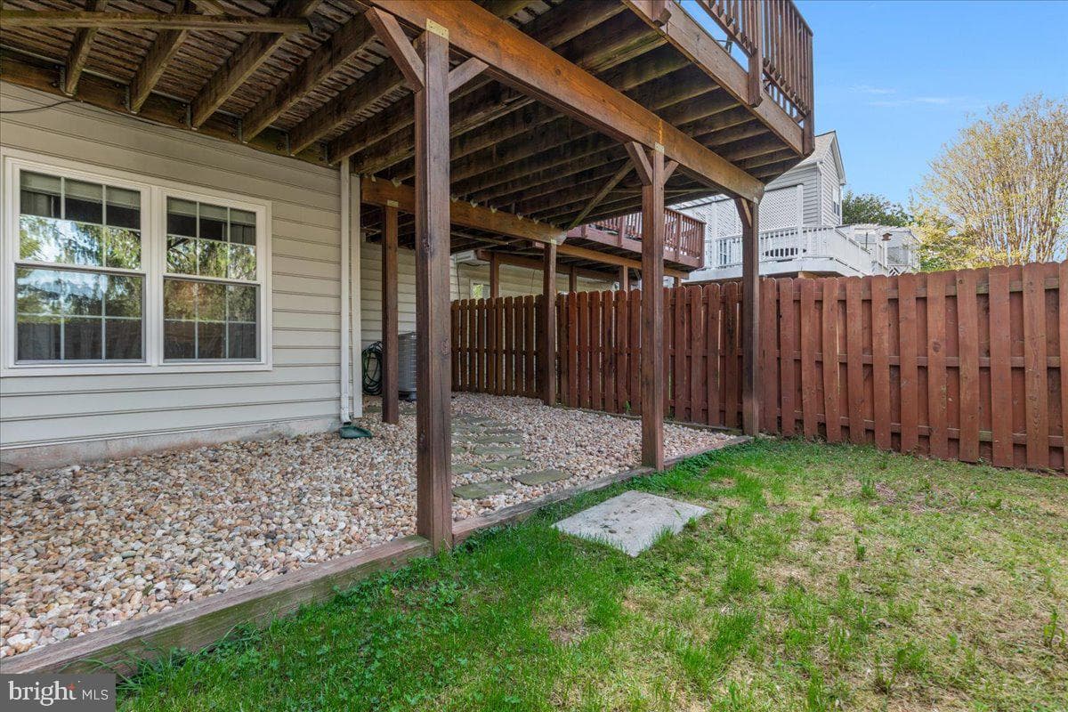 20839 Miranda Falls Square photo 42