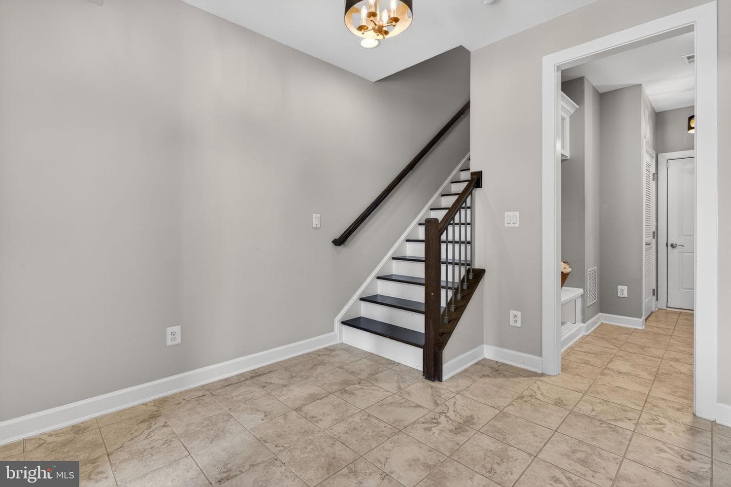 43388 Whitehead Terrace photo 4
