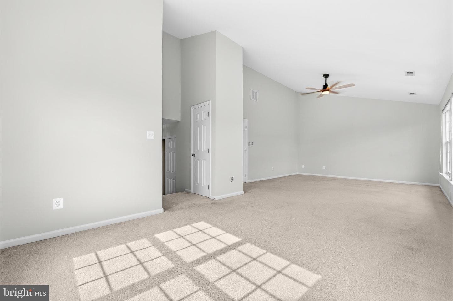 862 Macalister Drive SE photo 35