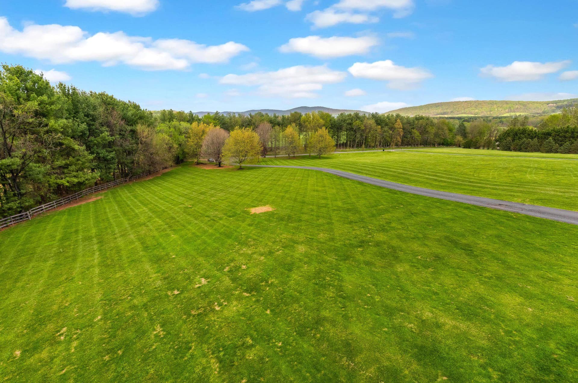 35571 Suffolk Lane photo 8