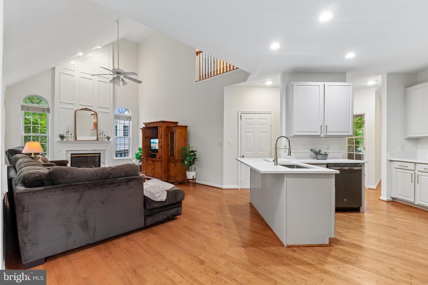 43528 Clivedon Court photo 10