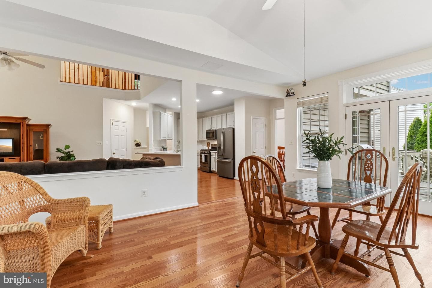 43528 Clivedon Court photo 17