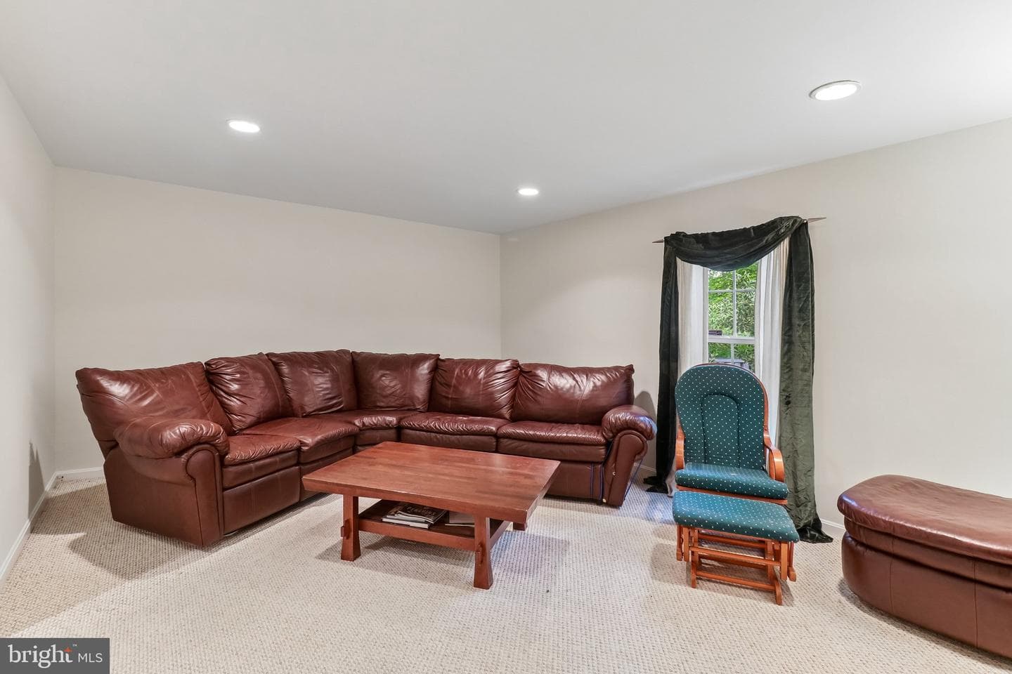 43528 Clivedon Court photo 42