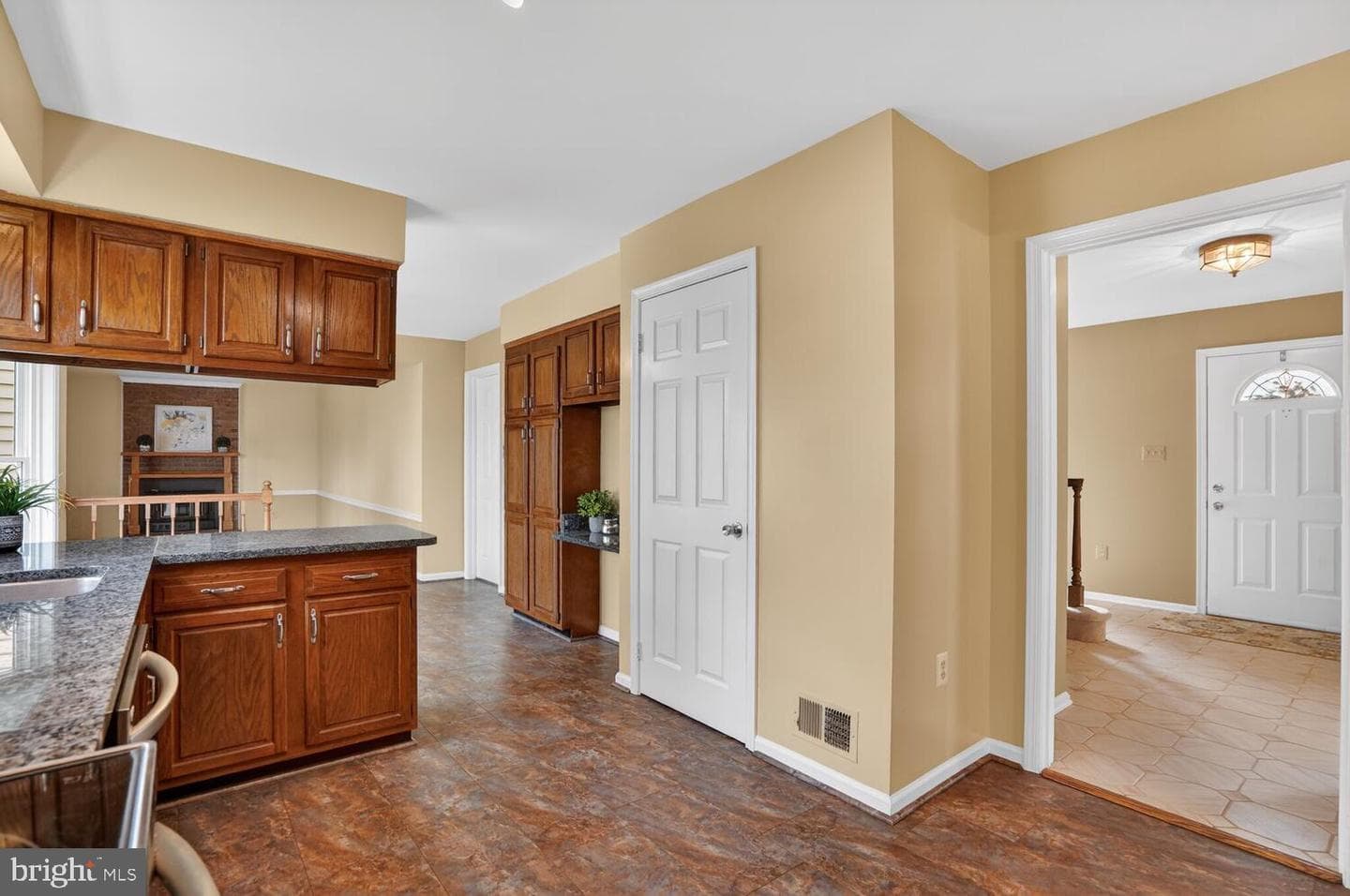 1122 Janney Street SW photo 12