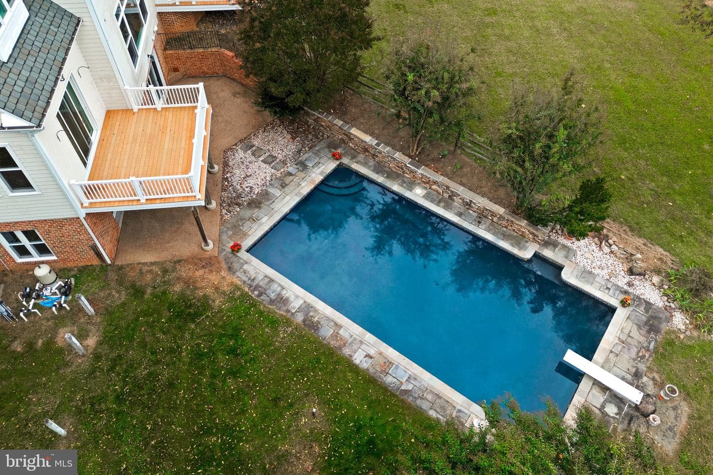 15018 Clover Hill Road photo 3