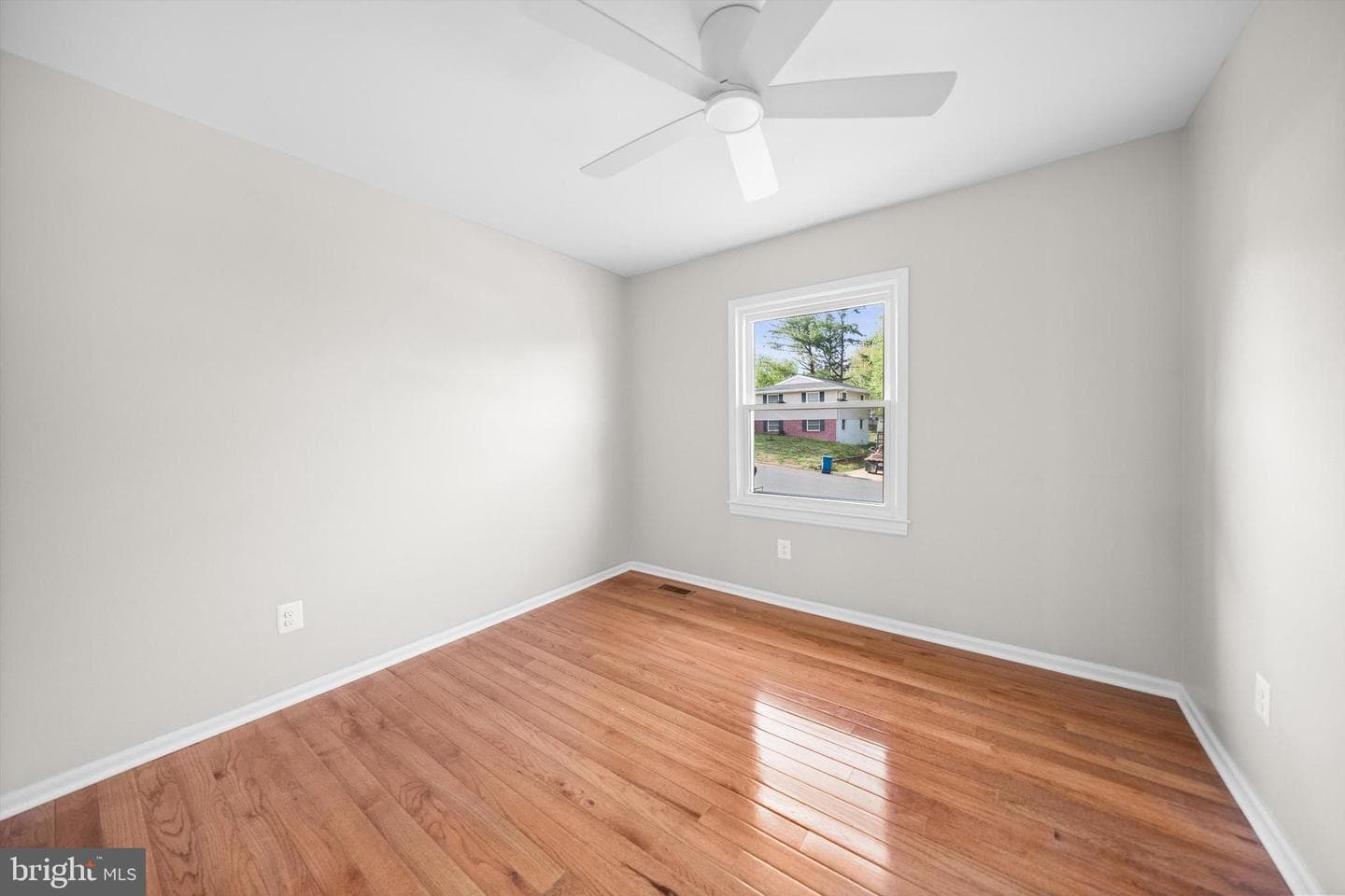 1208 E Iberia Road photo 28