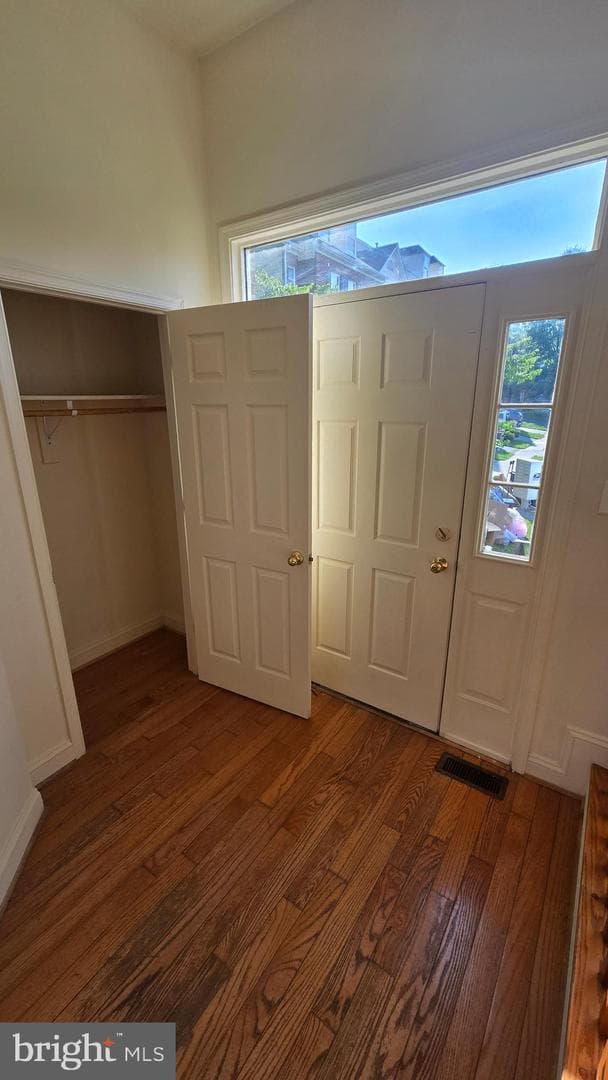 643 Mcleary Sq SE, Leesburg