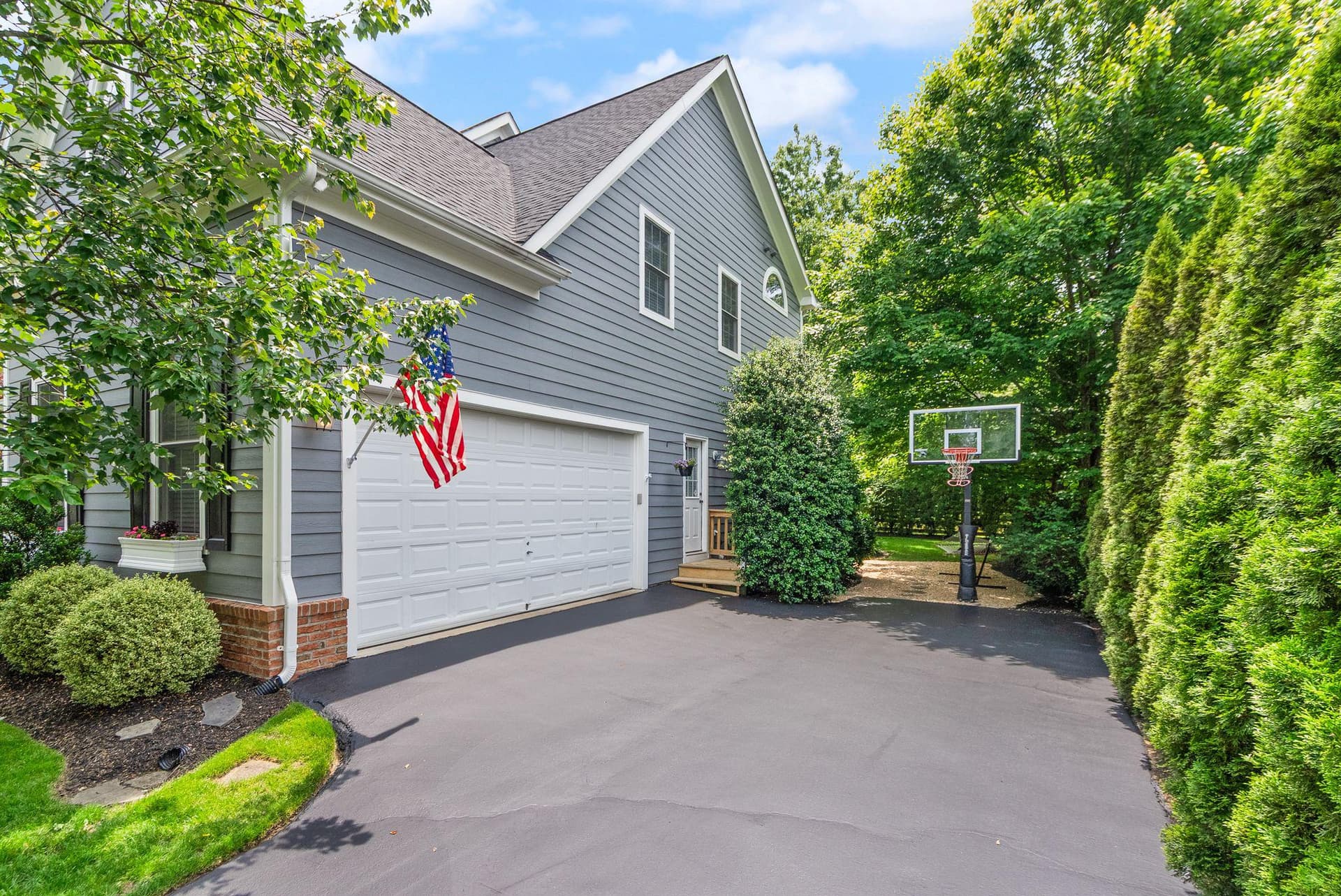 700 Irvine Bank Lane photo 3