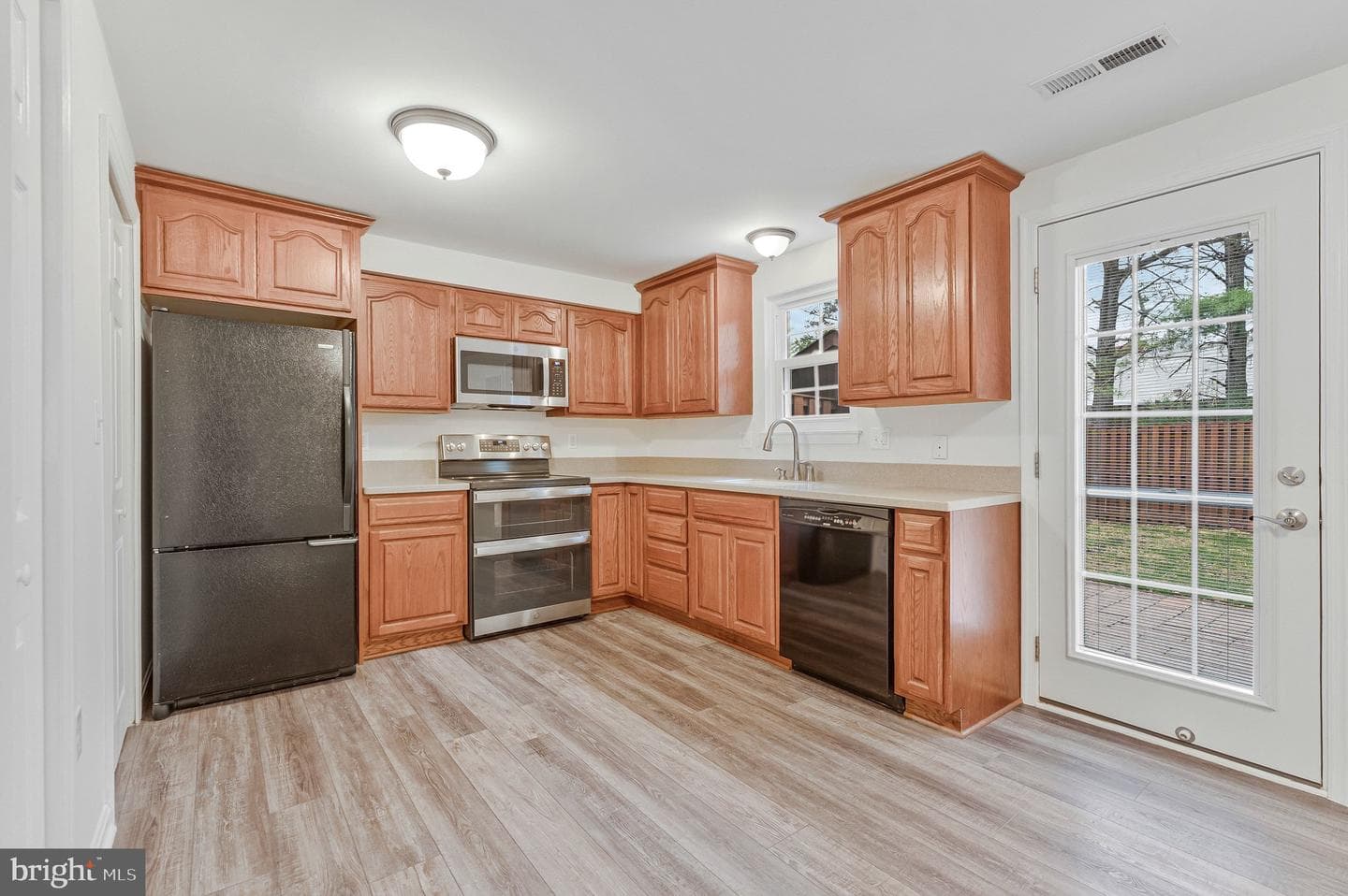 16 Dulany Court photo 16