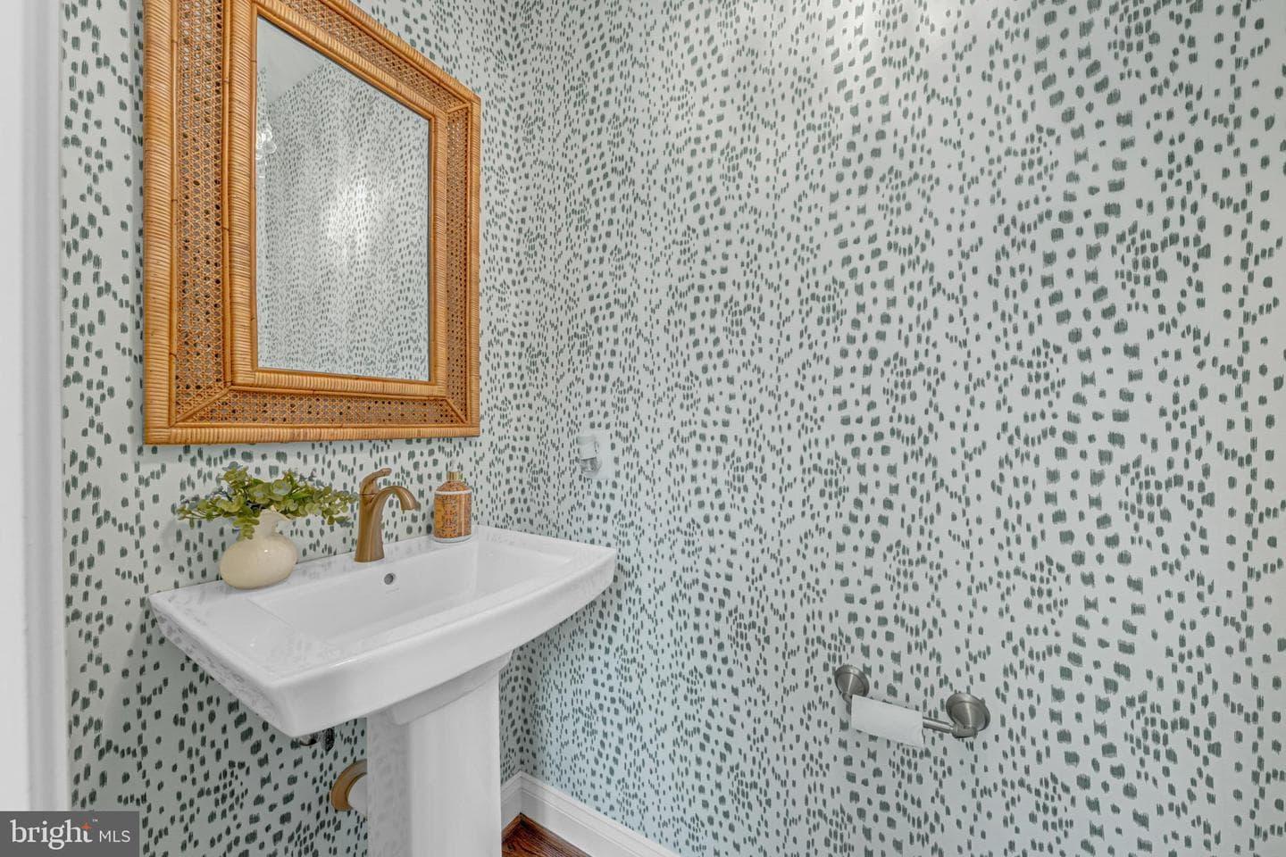 1198 Hawling Place SW photo 37