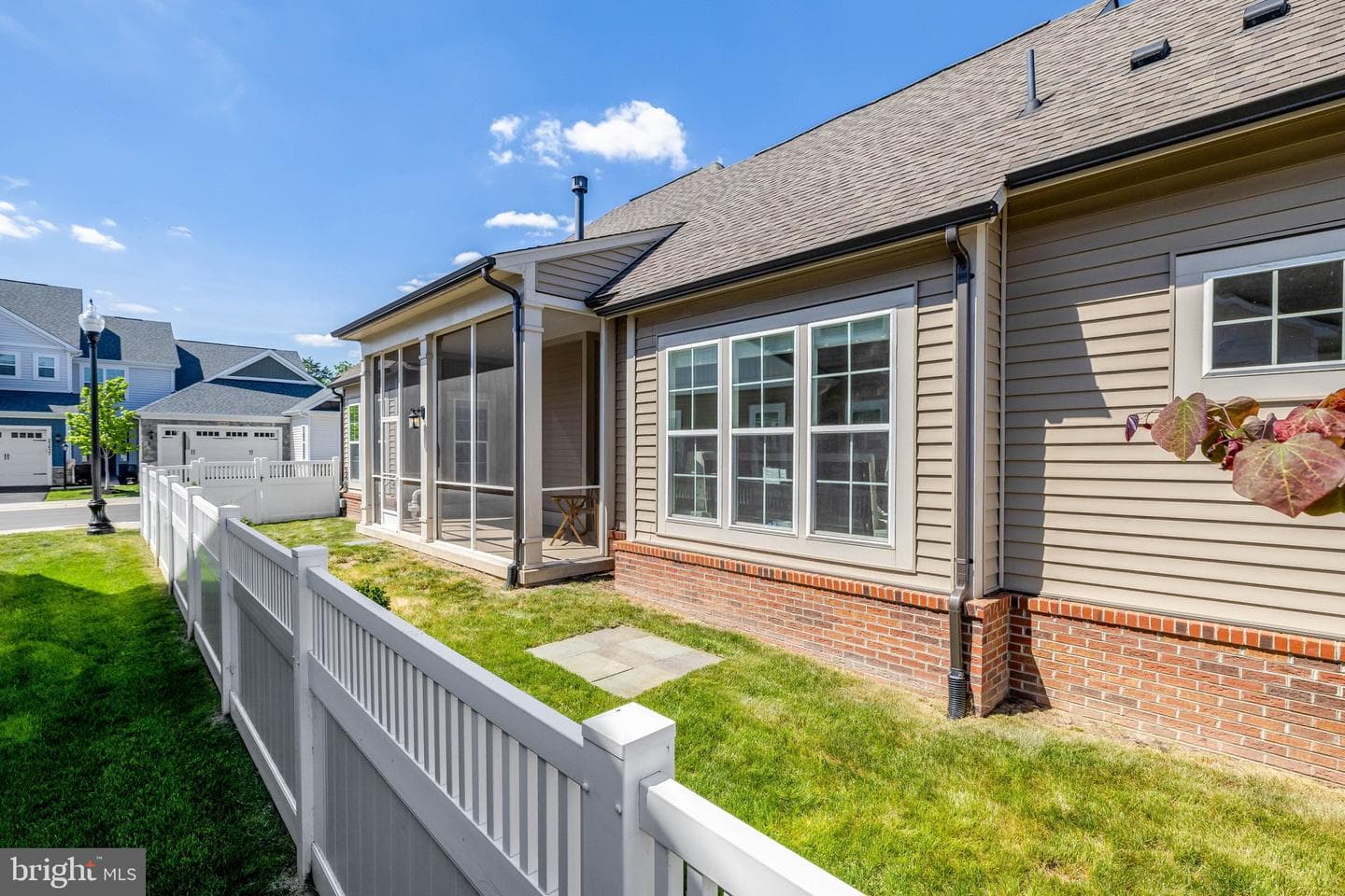 42729 Autumn Day Terrace photo 52