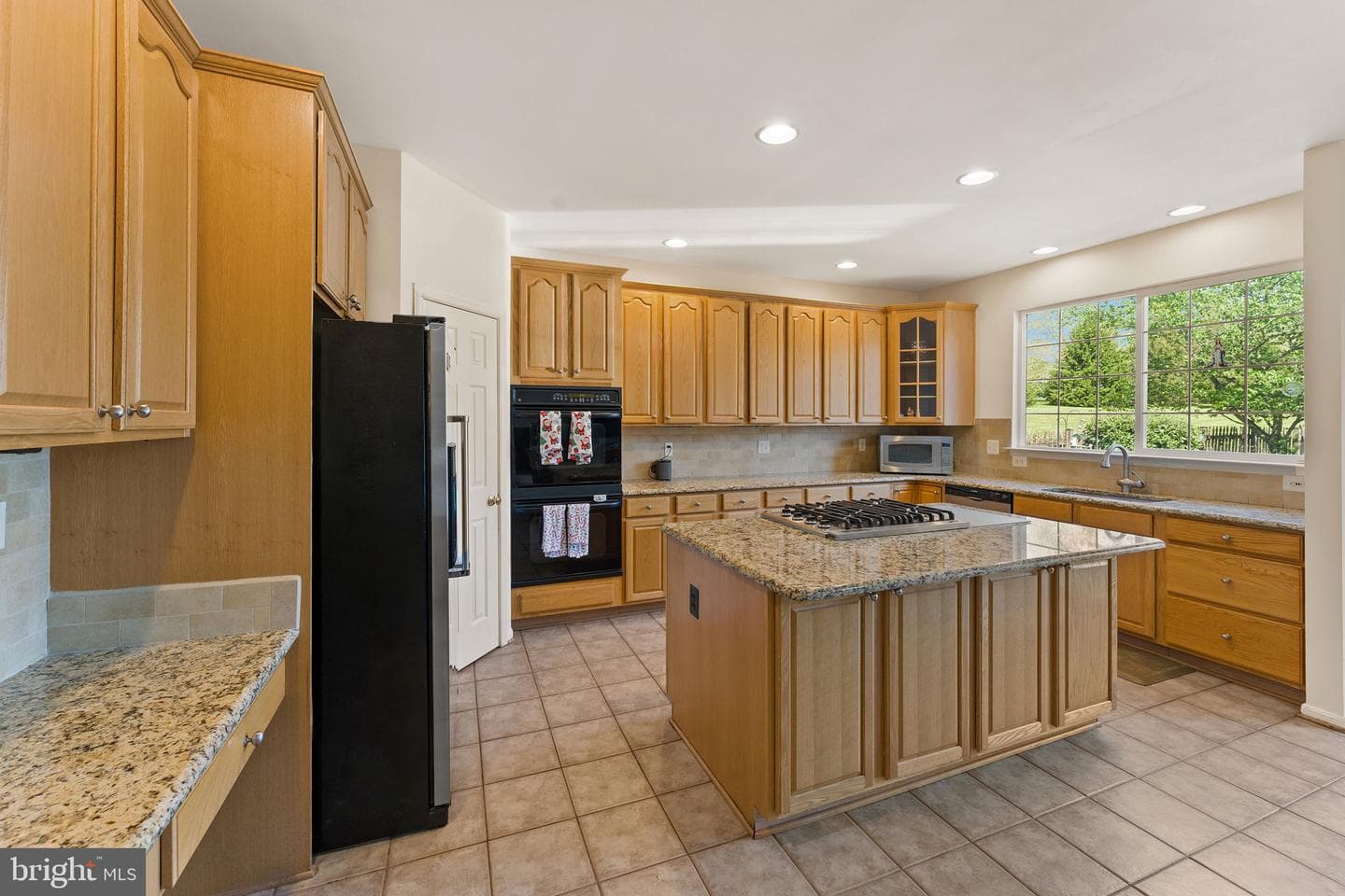 800 Valley Springs Drive photo 41