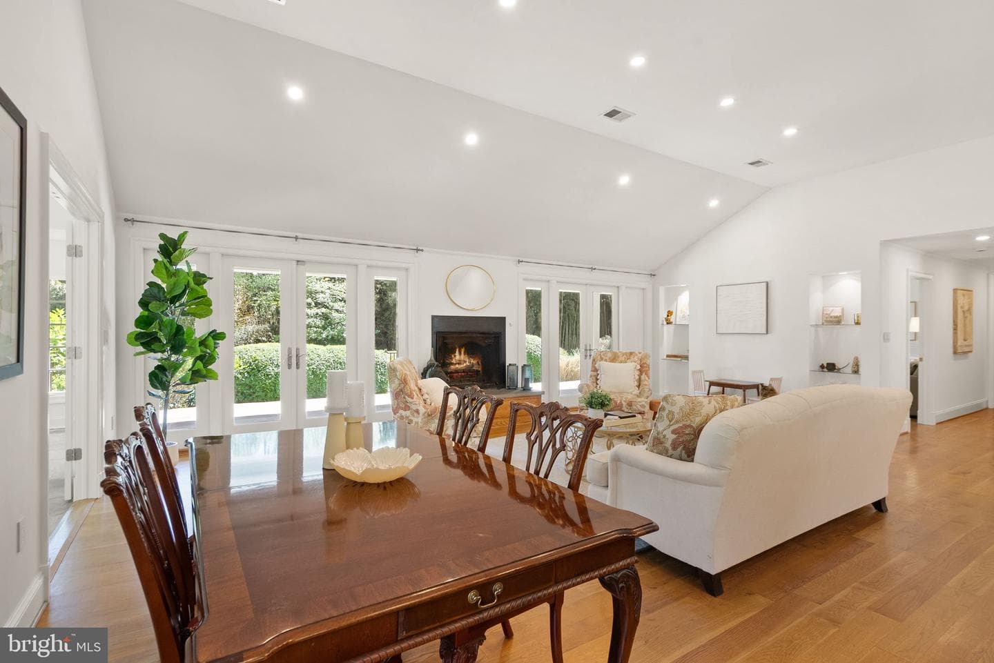 23357 Wildwood Ln photo 16