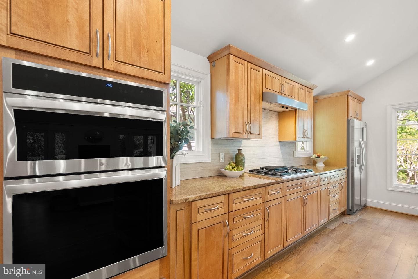 23357 Wildwood Ln photo 22
