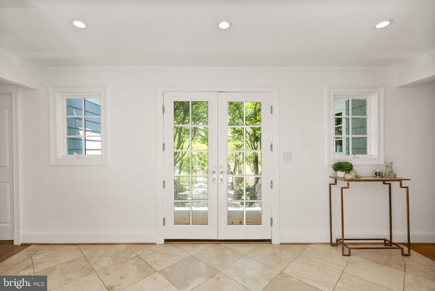 23357 Wildwood Ln photo 6