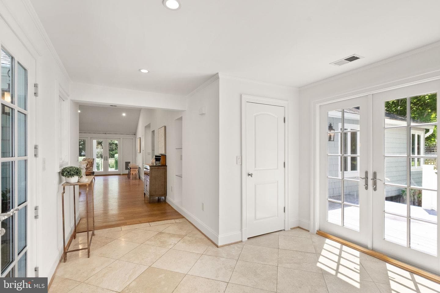 23357 Wildwood Ln photo 7