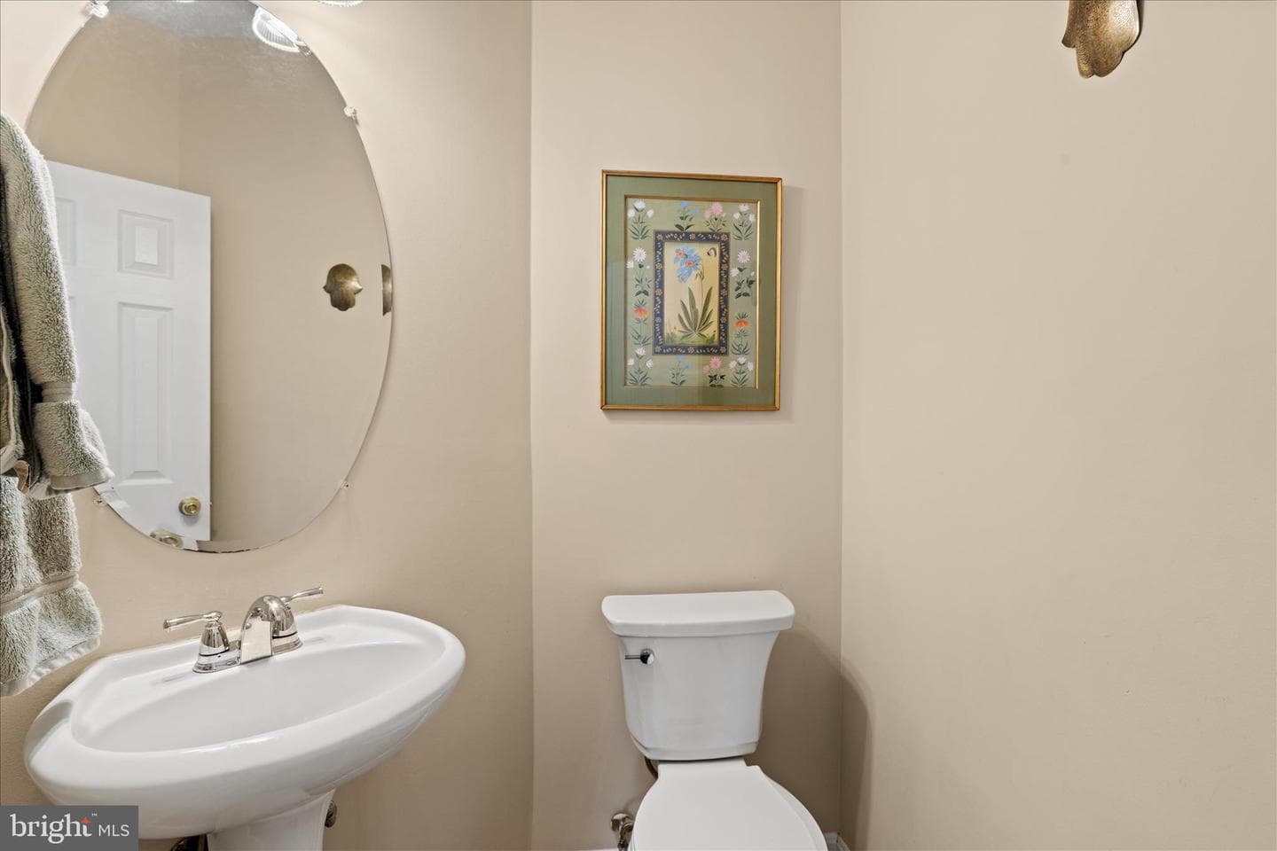102 Delaware Avenue photo 12