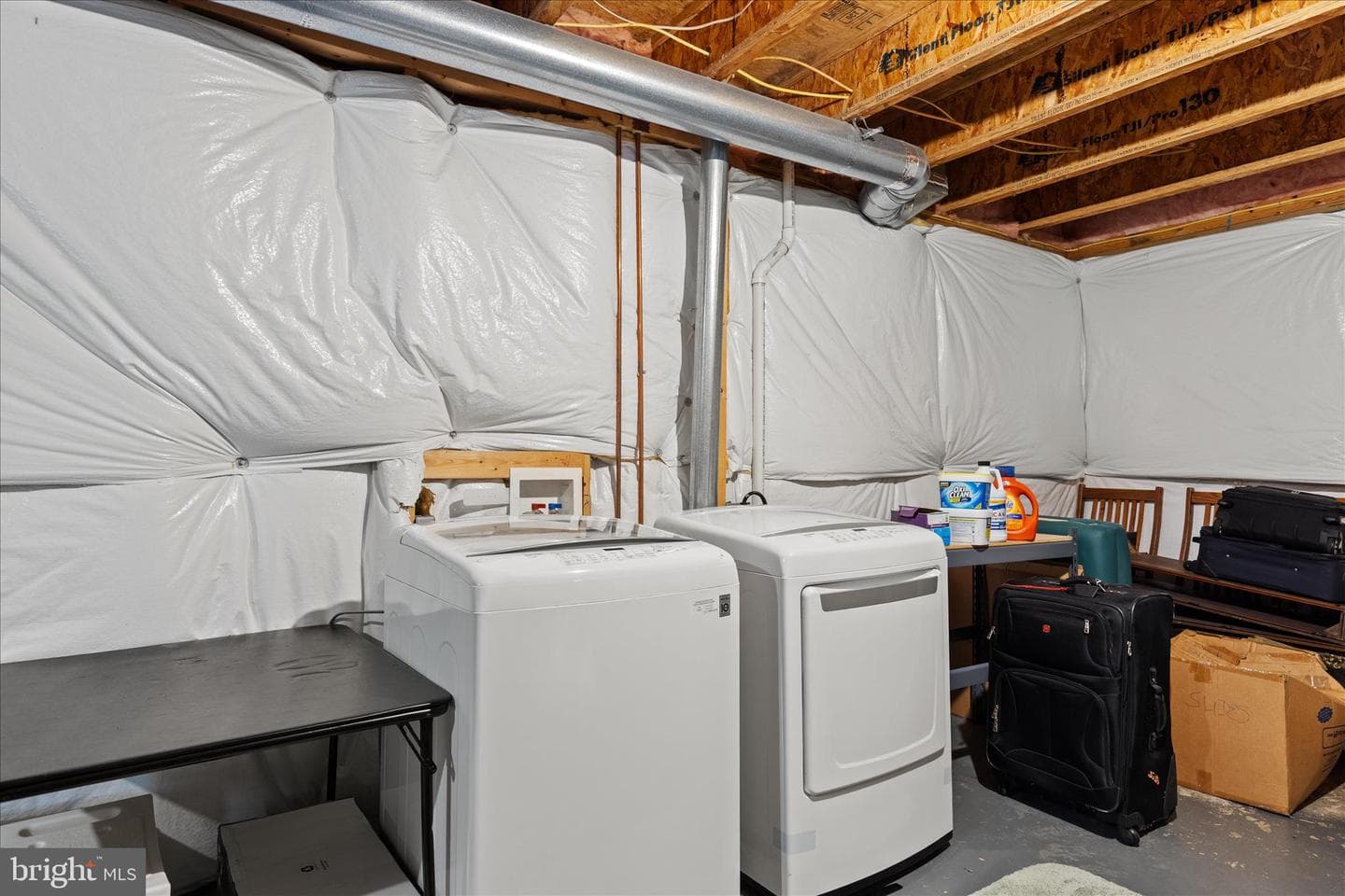 102 Delaware Avenue photo 39