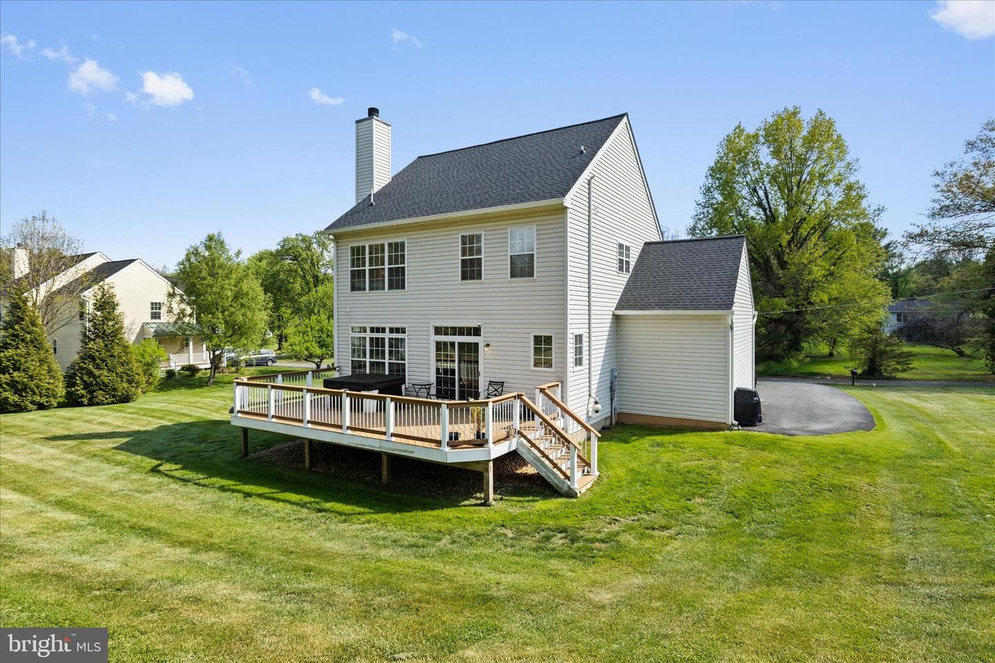 102 Delaware Avenue photo 42