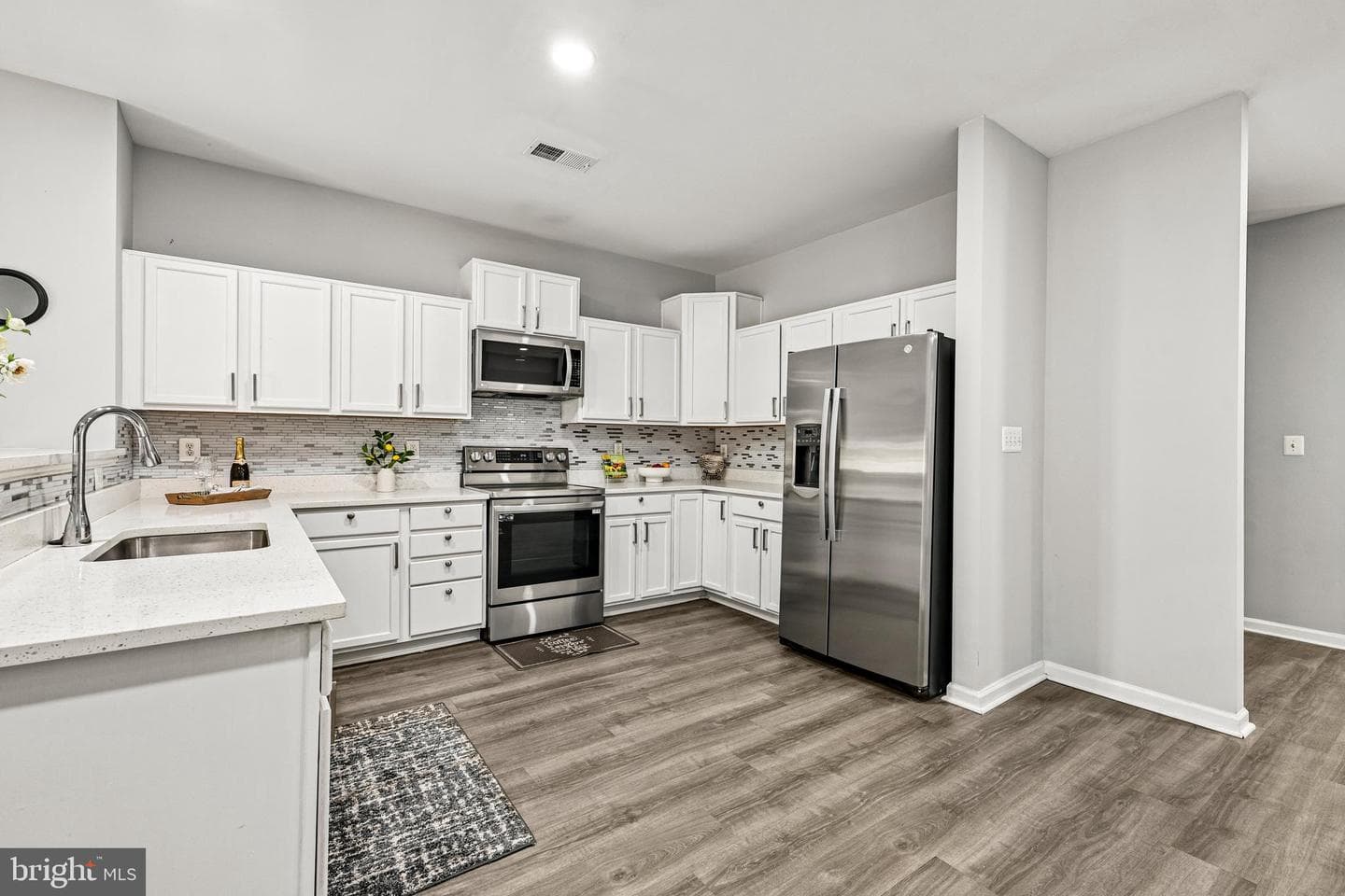 44360 Sunset Maple Drive photo 18