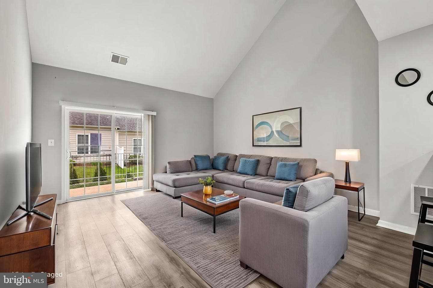 44360 Sunset Maple Drive photo 6