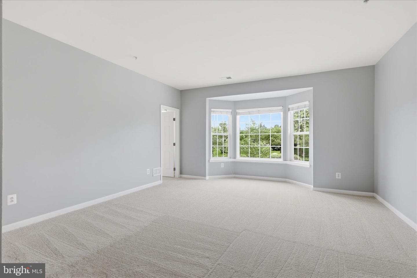 25321 Patriot Terrace photo 12