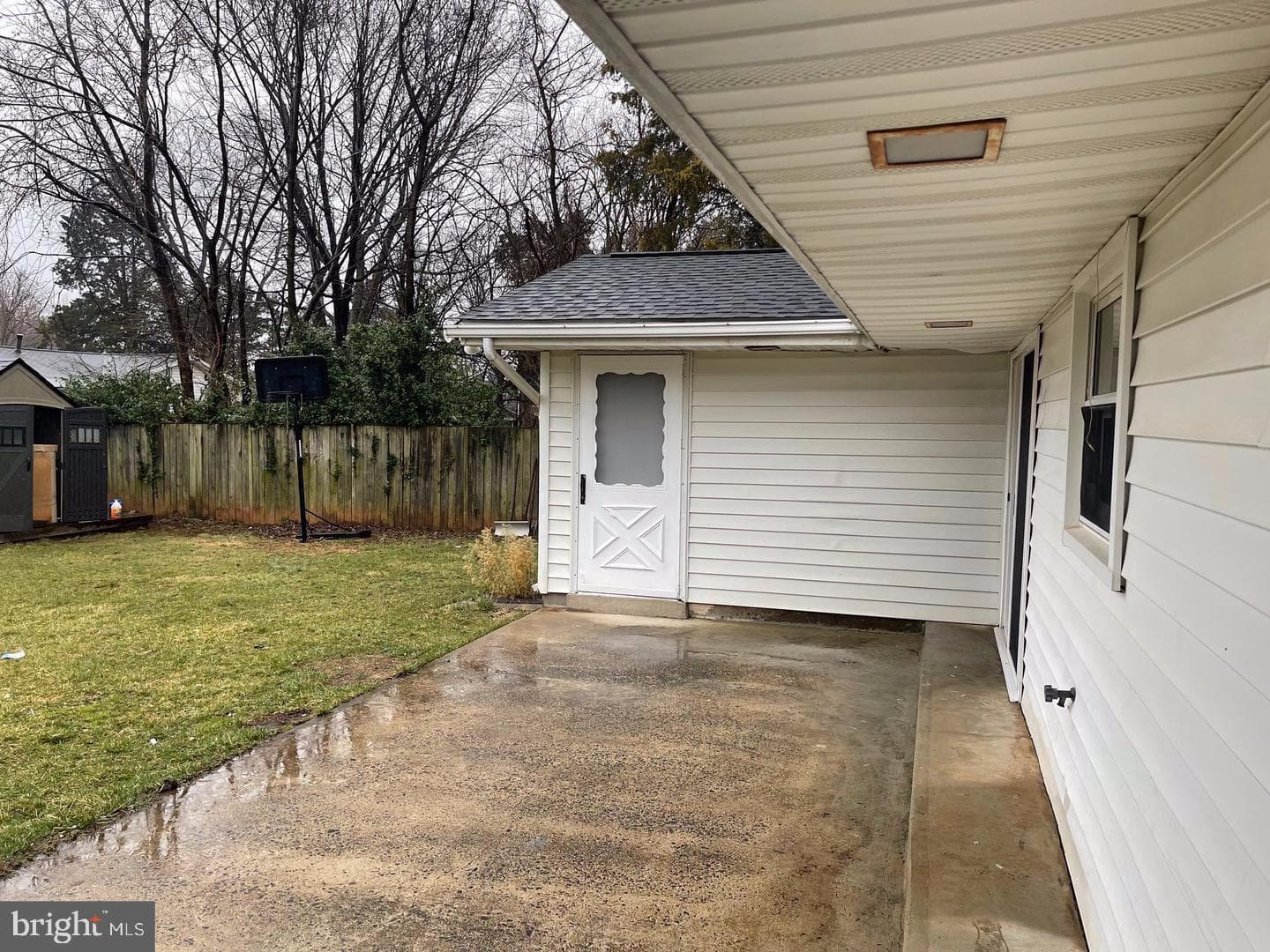 1100 N Sterling Boulevard photo 29
