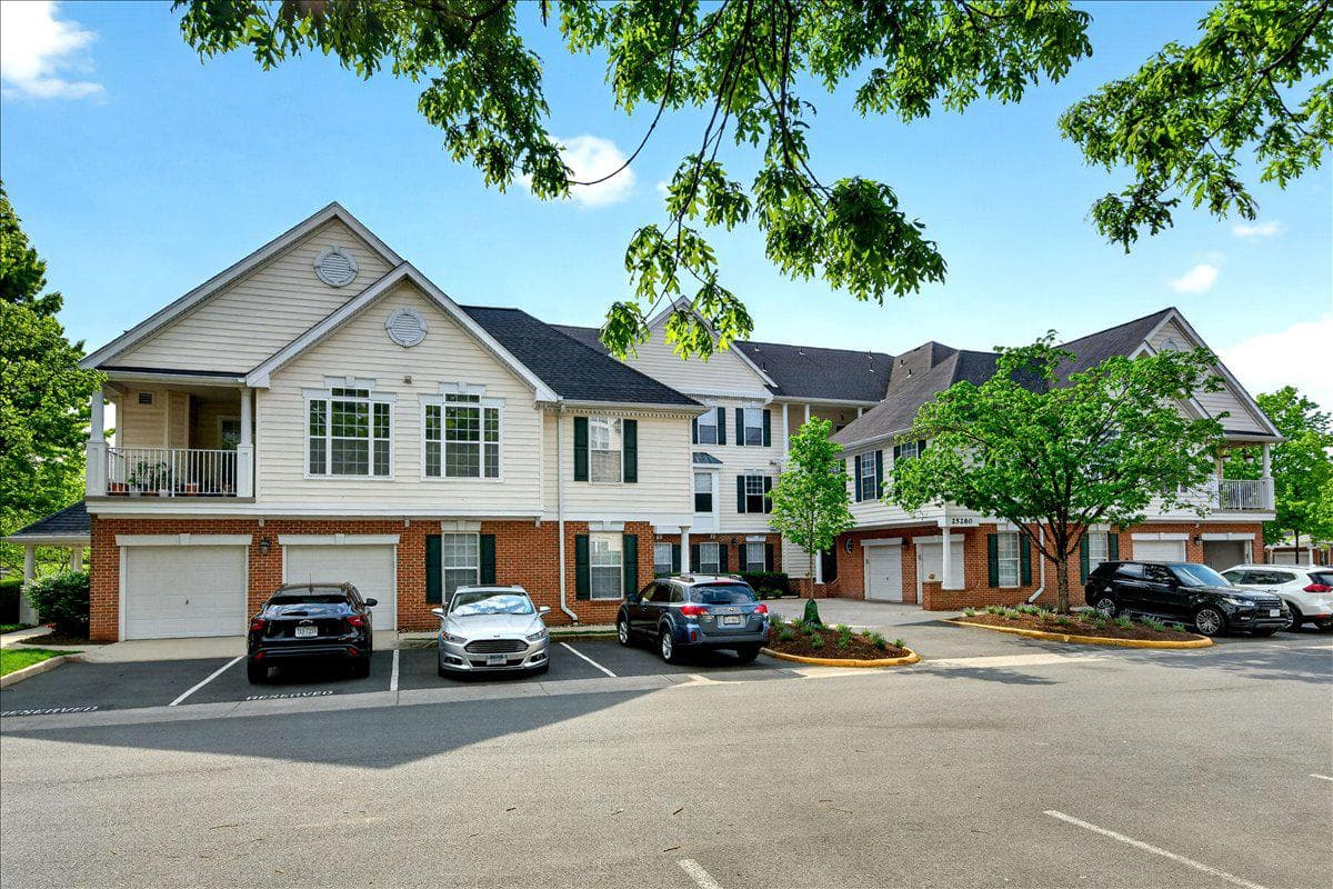 25280 Lake Shore Square #205 photo 4