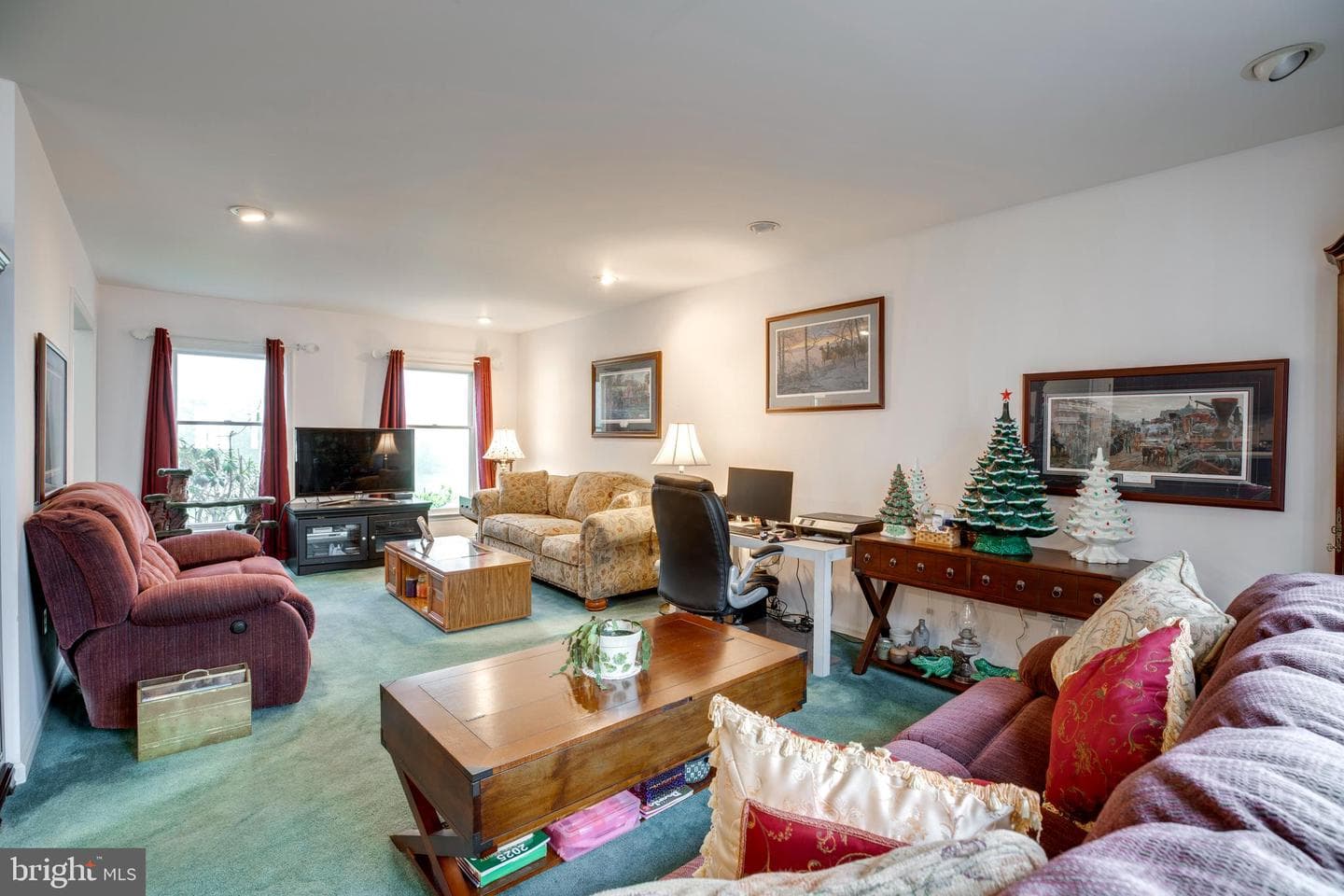 20711 Blueridge Mountain Road photo 13