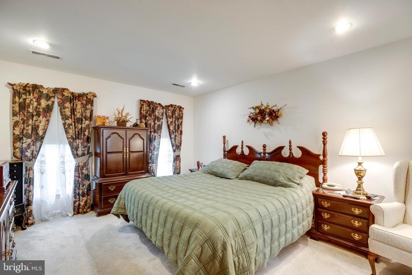 20711 Blueridge Mountain Road photo 38