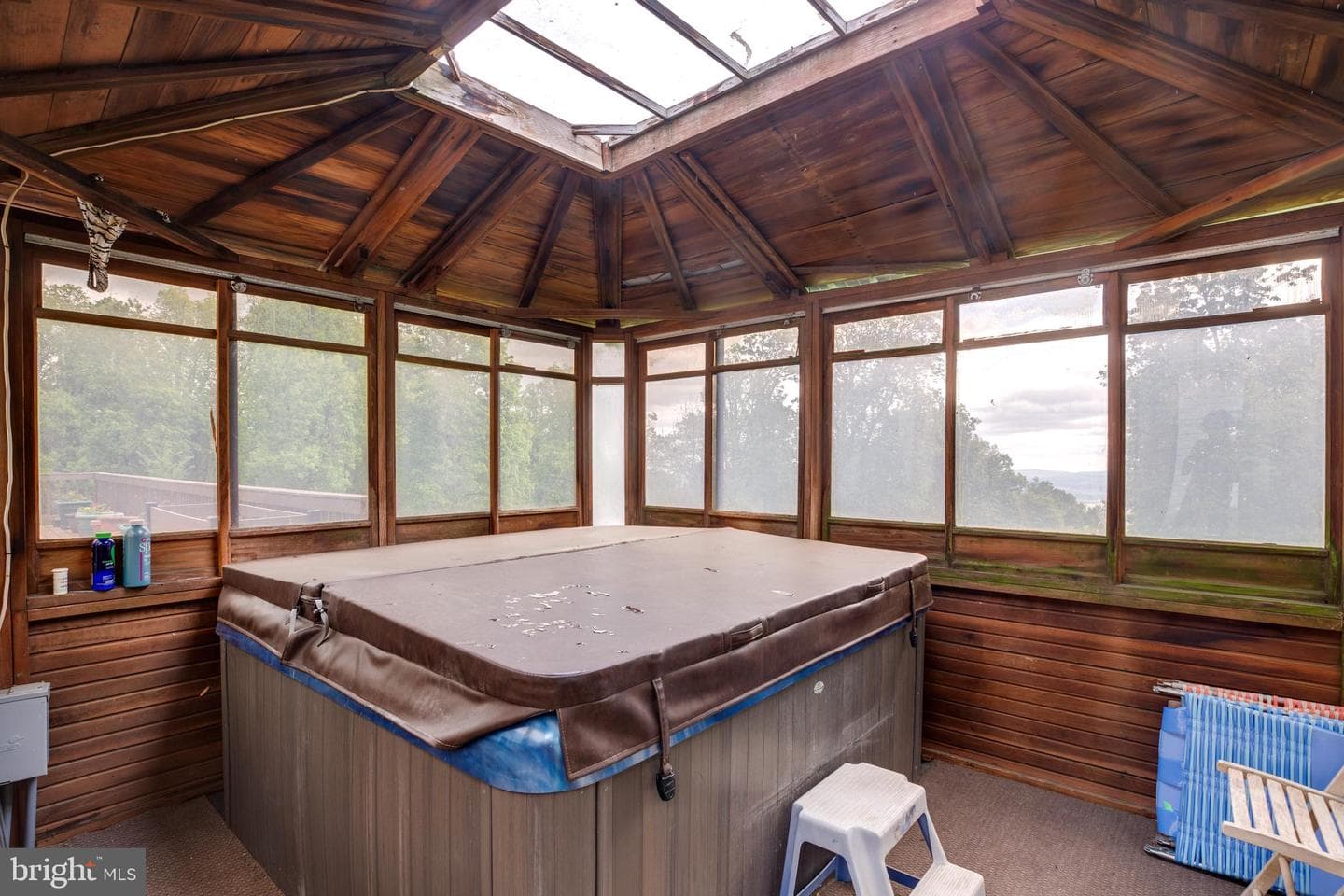 20711 Blueridge Mountain Road photo 60
