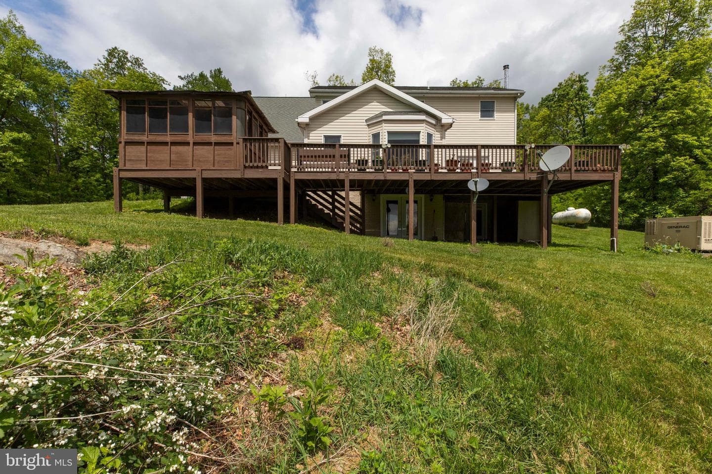 20711 Blueridge Mountain Road photo 66