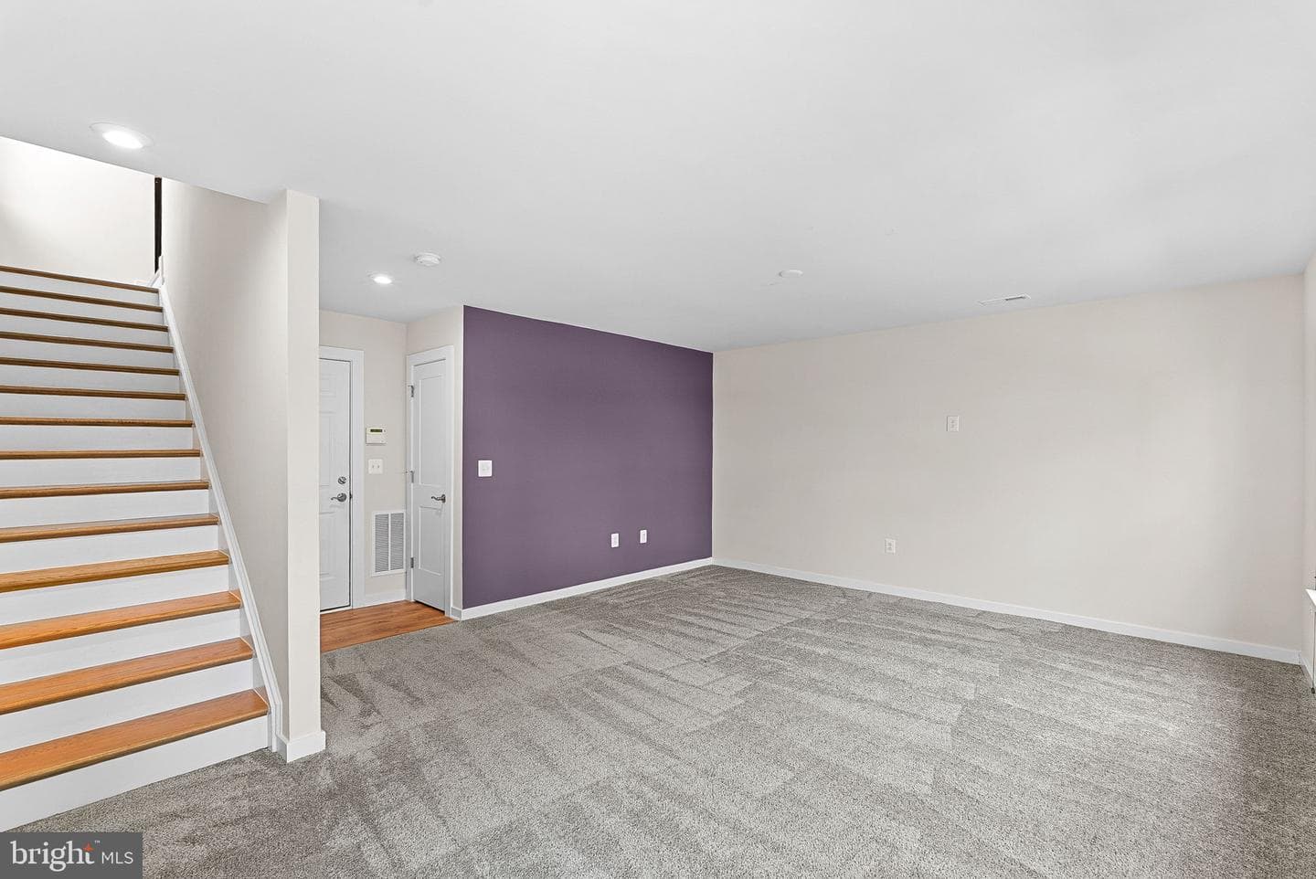 1145 Madeira Terrace SE photo 7