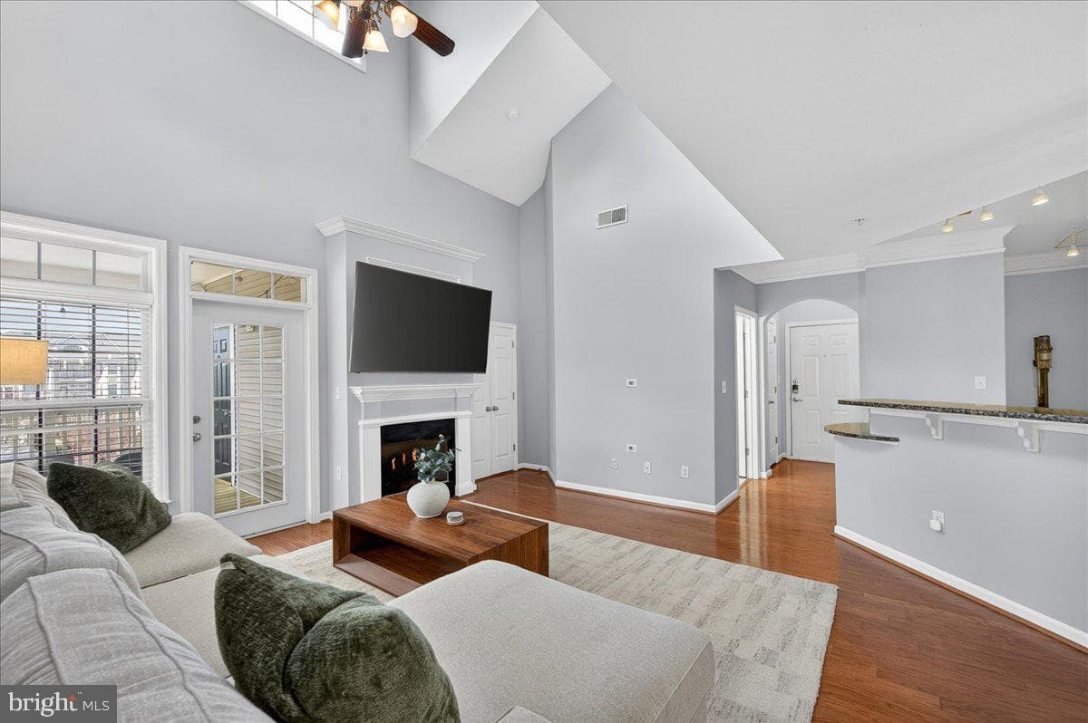 502 Sunset View Terrace SE #303 photo 12
