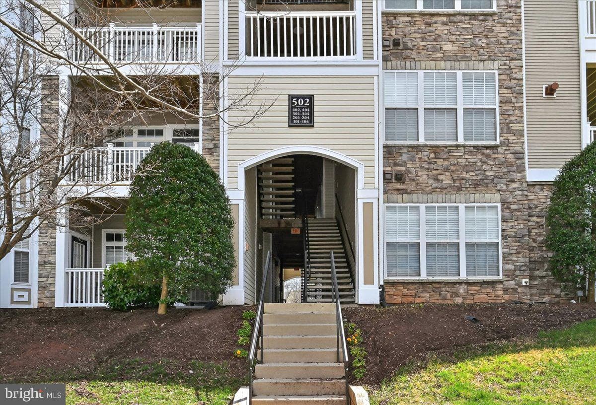 502 Sunset View Terrace SE #303 photo 38