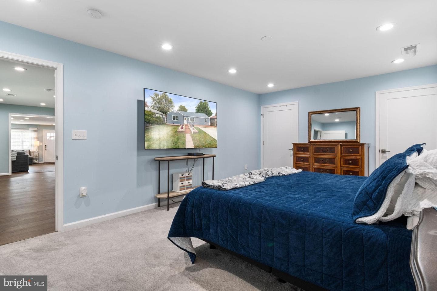608 NE Blue Ridge Avenue NE photo 27