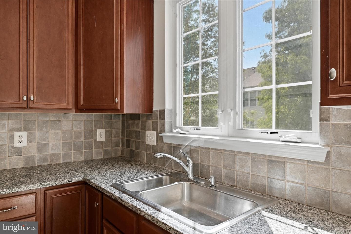 20471 Greymont Terrace photo 16