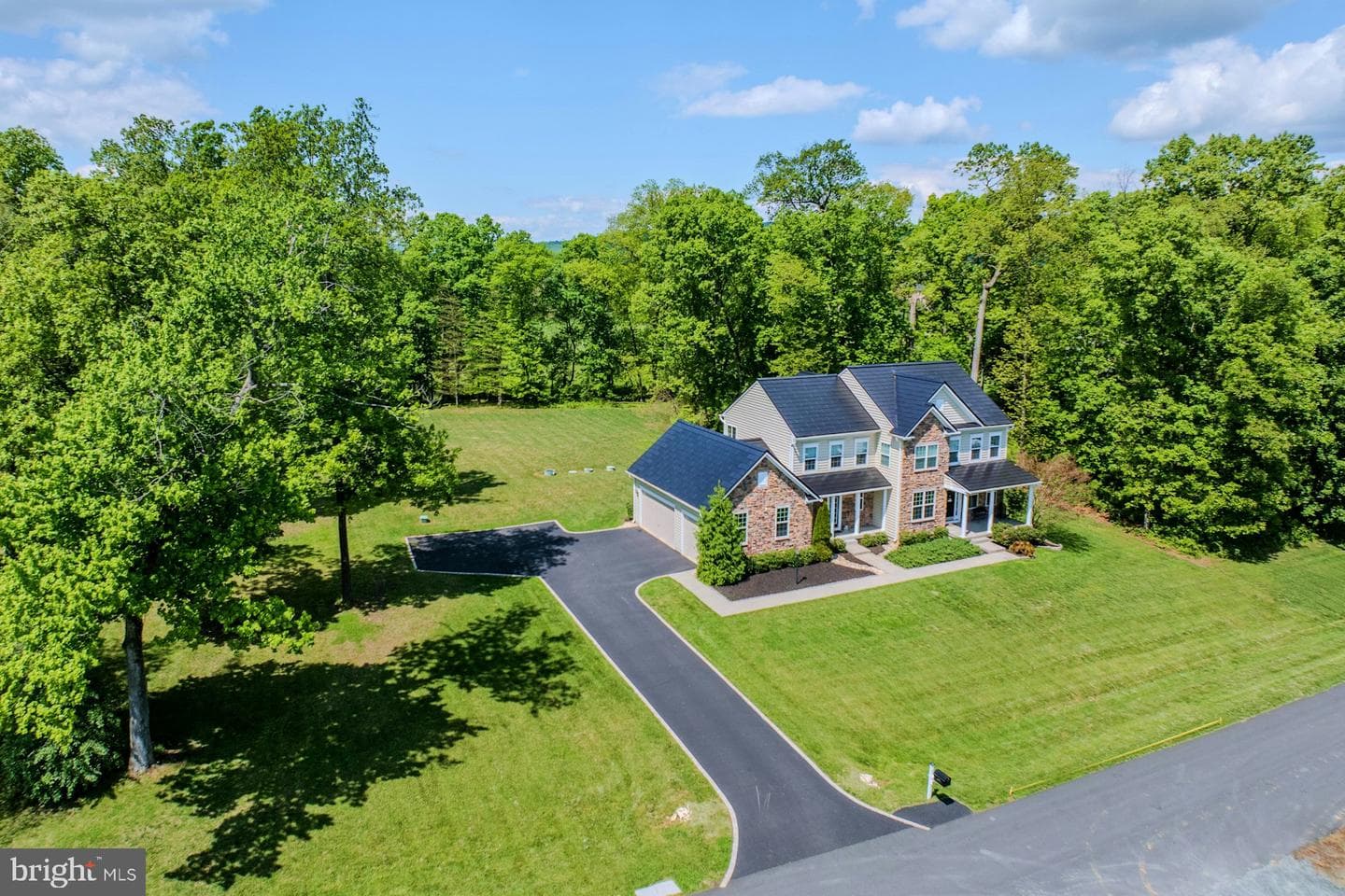 14963 Creek Point Court, Hillsboro