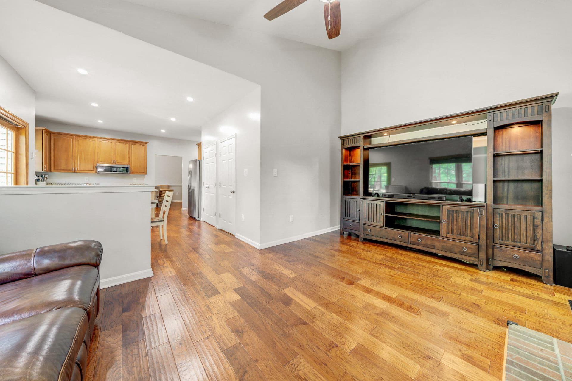 20600 Parkside Circle photo 17