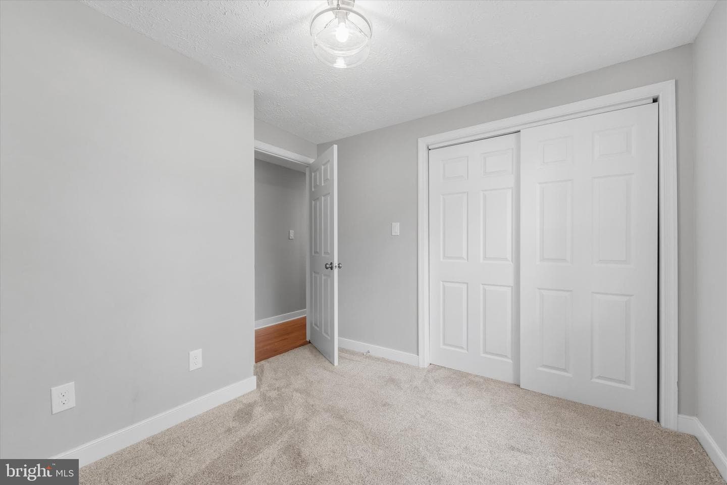 114 Birch Street NE photo 21