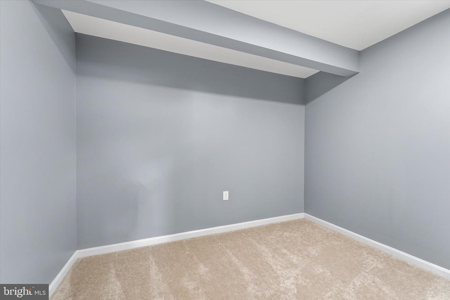 114 Birch Street NE photo 34