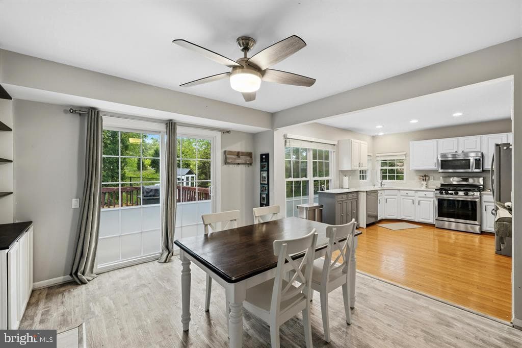 423 Foxridge Drive SW photo 22