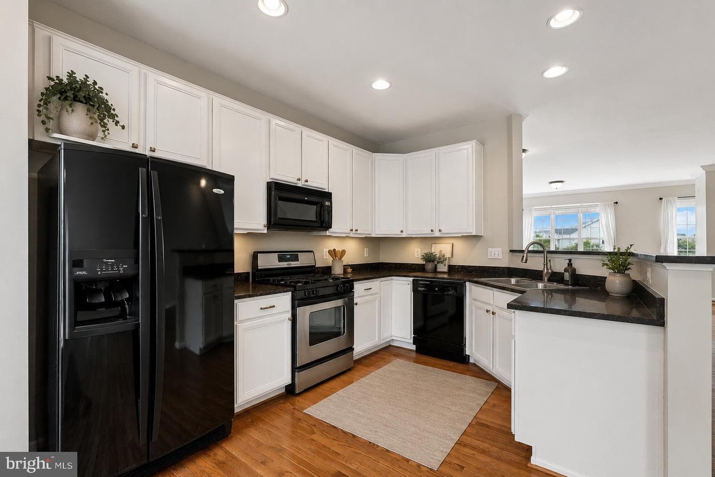 503 Planters Terrace NE photo 18