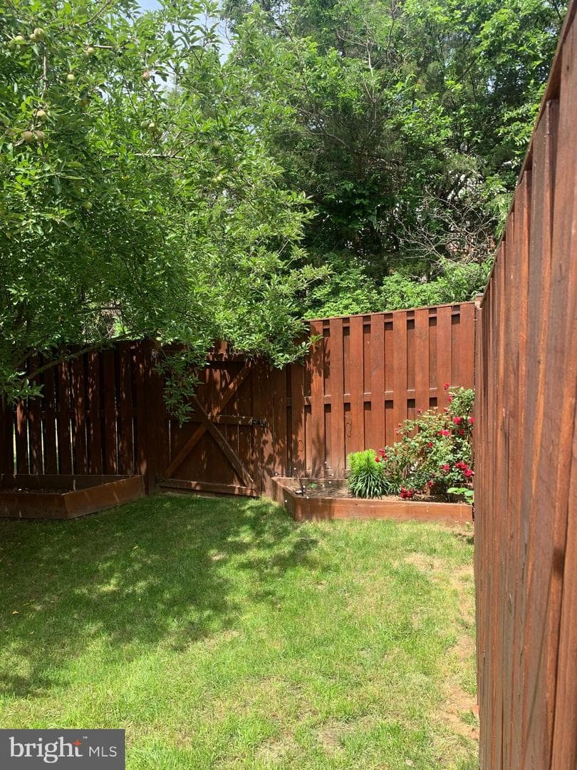 503 Planters Terrace NE photo 4