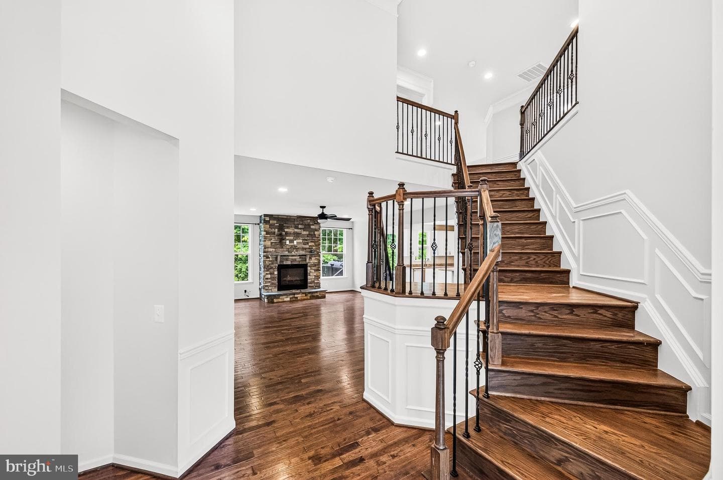 24823 Barrington Grove Court photo 35