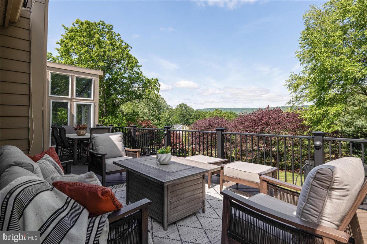 18290 Turnberry Drive photo 32