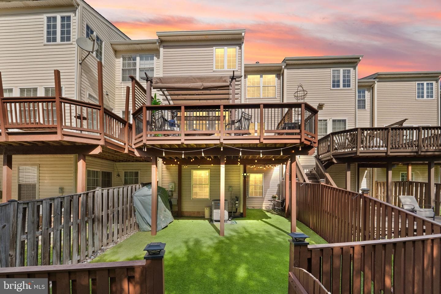 1180 Cambria Terrace NE photo 4