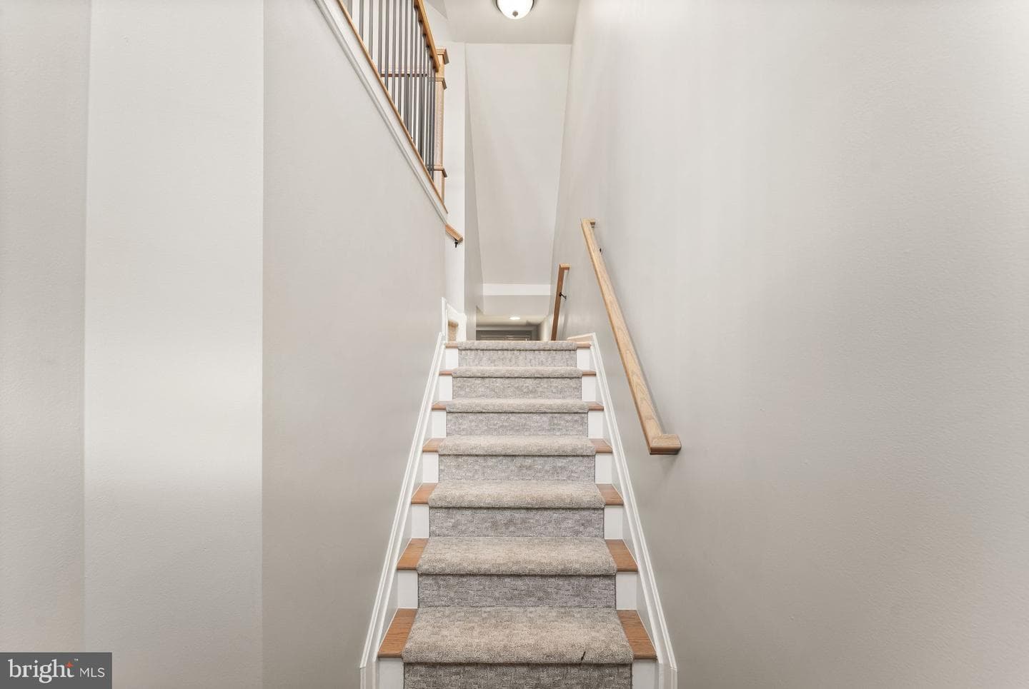 1180 Cambria Terrace NE photo 9