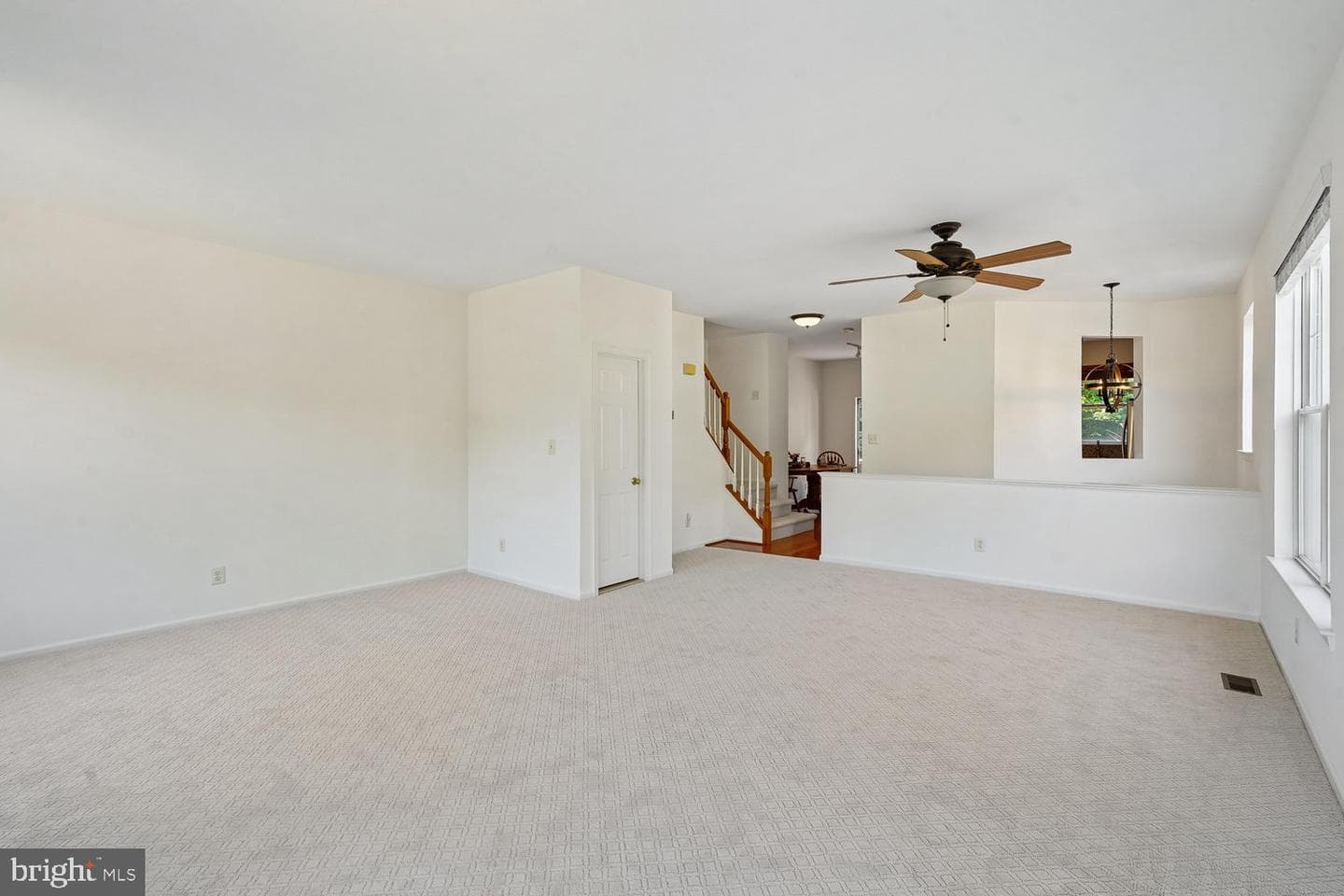 43131 Huntsman Square photo 14