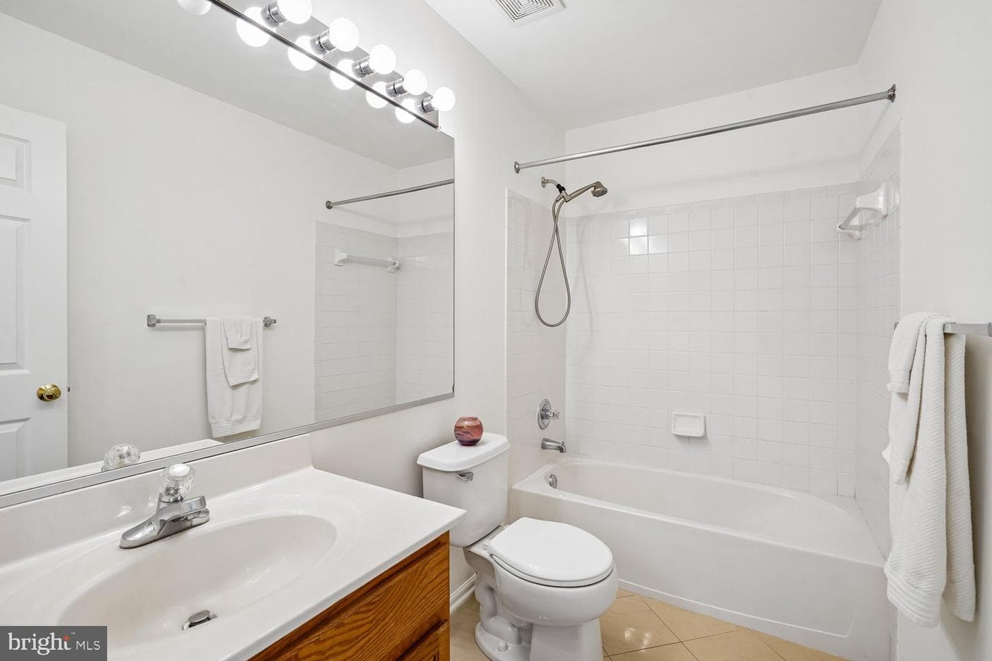 43131 Huntsman Square photo 38